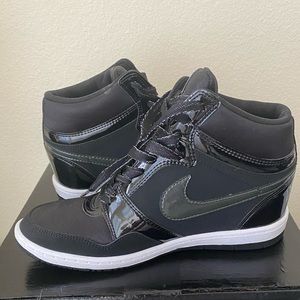 Nike Hi Dunk Wedge Sneaker❤️